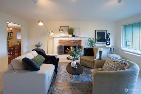 6504 189th Place Sw Lynnwood WA 98036