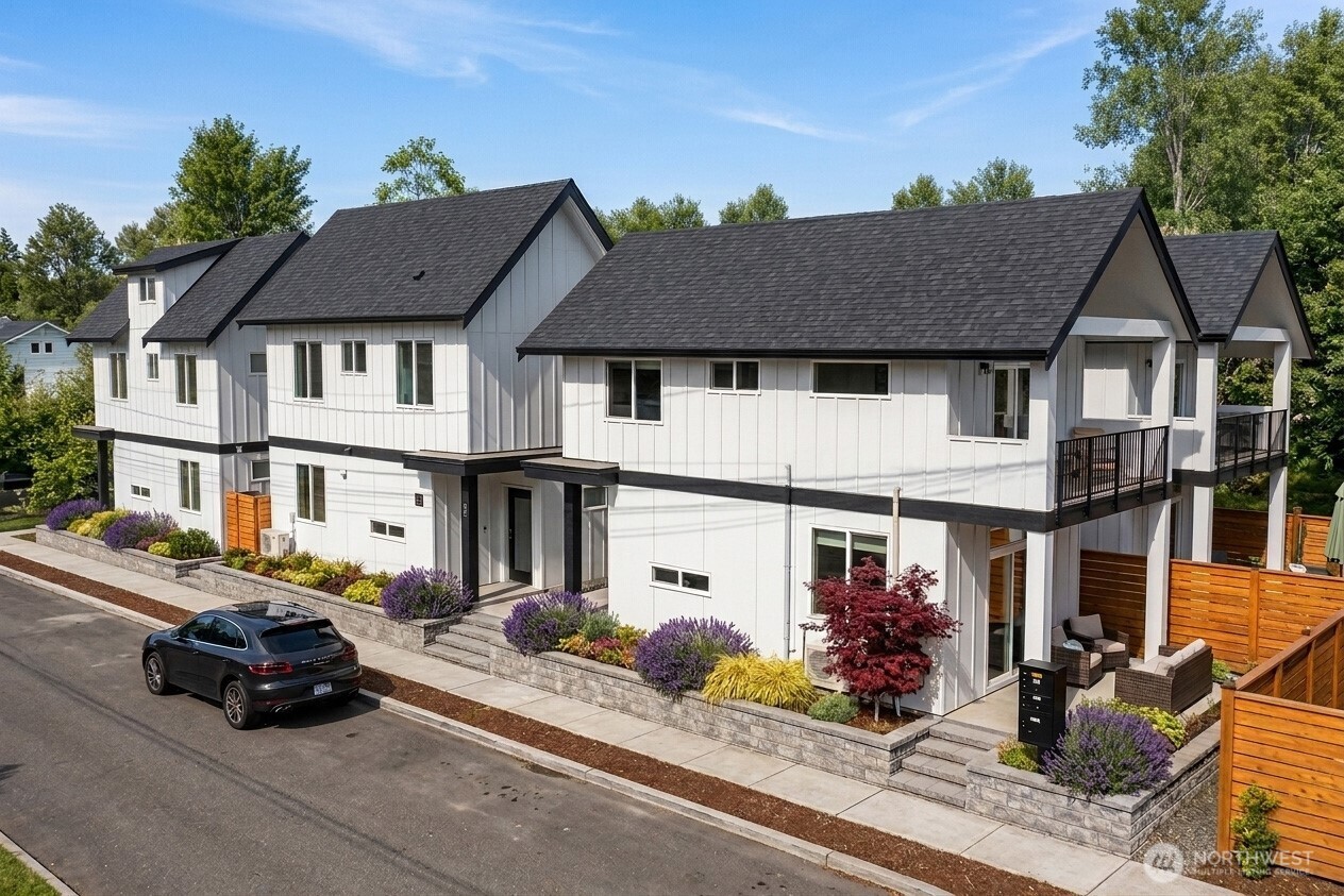 9006 5th Avenue S Seattle WA 98108