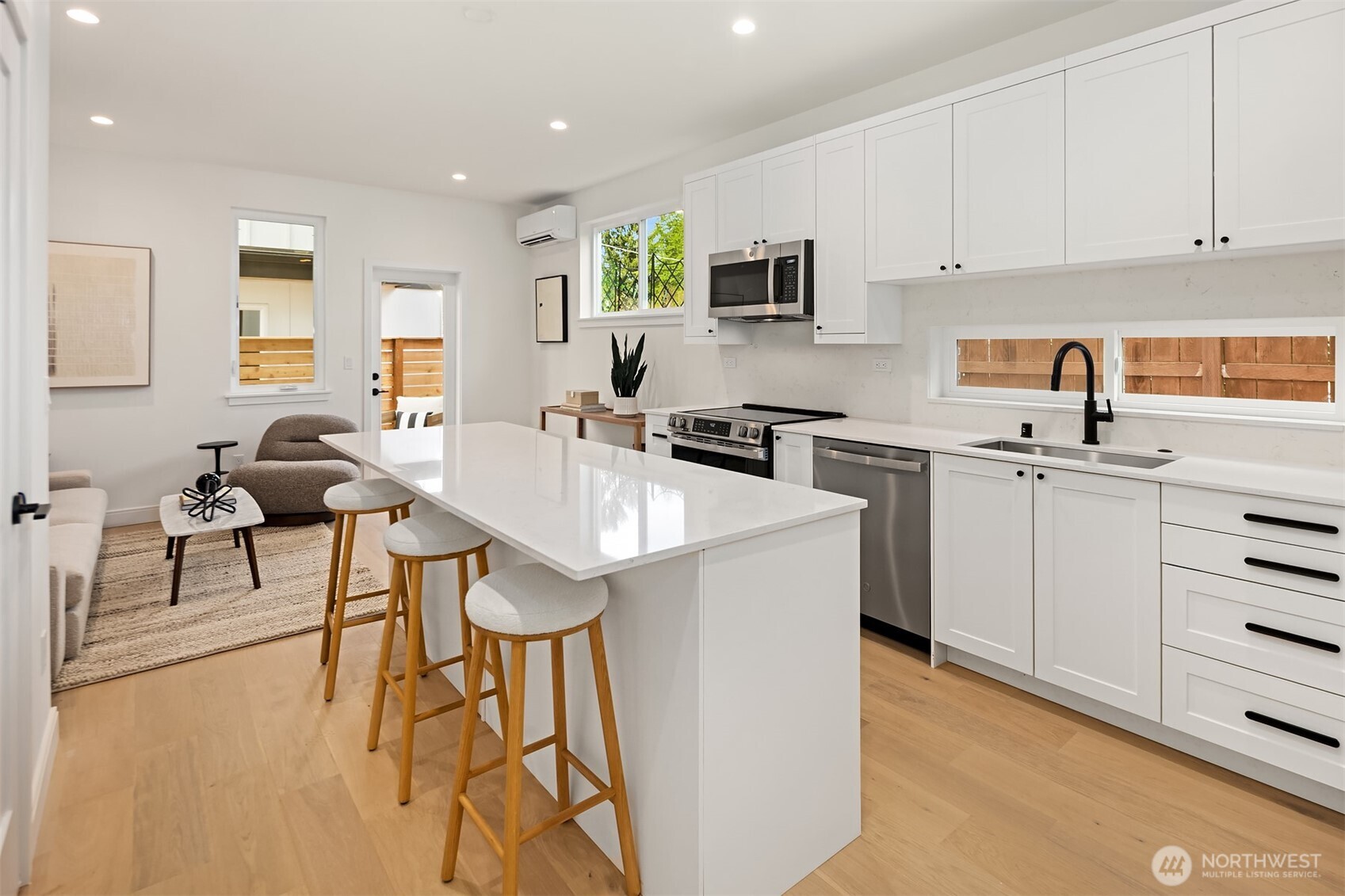 9006 5th Avenue S Seattle WA 98108