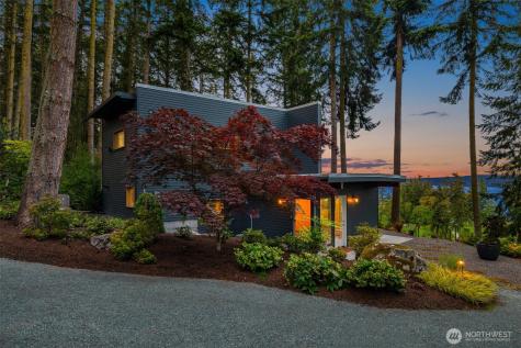 1035 Susan Street Coupeville WA 98239