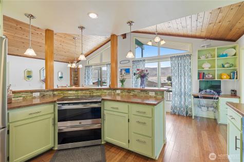 407 Summer Place S Mattawa WA 99349