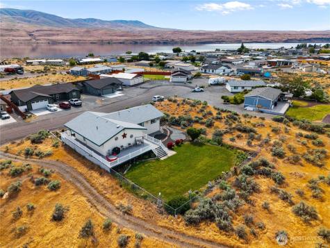 407 Summer Place S Mattawa WA 99349