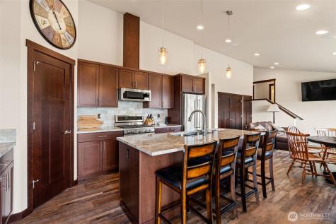 2968 Tillicum Beach Drive Camano Island WA 98282