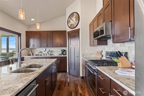 2968 Tillicum Beach Drive Camano Island WA 98282