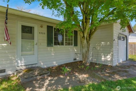 5709 91st Place NE Marysville WA 98270