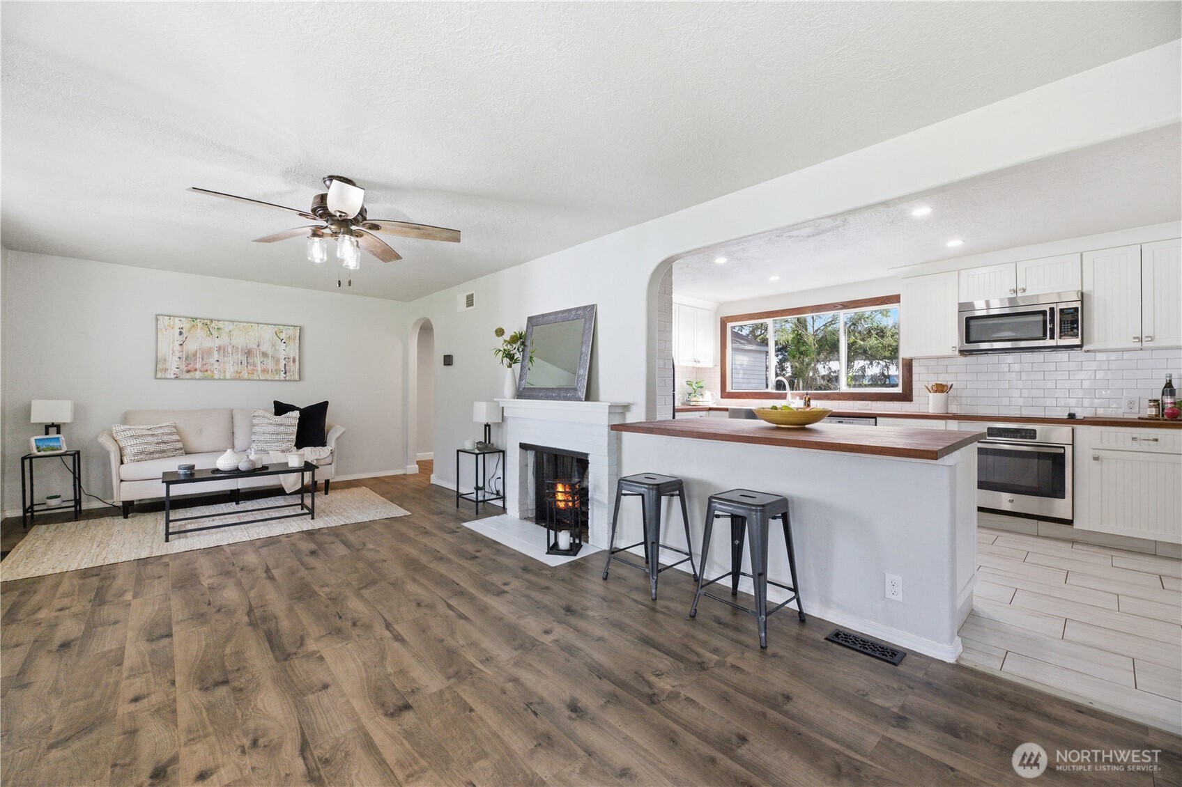 12527 Glenwood Avenue SW Lakewood WA 98499