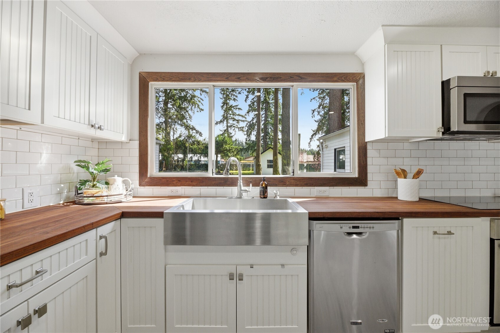 12527 Glenwood Avenue SW Lakewood WA 98499