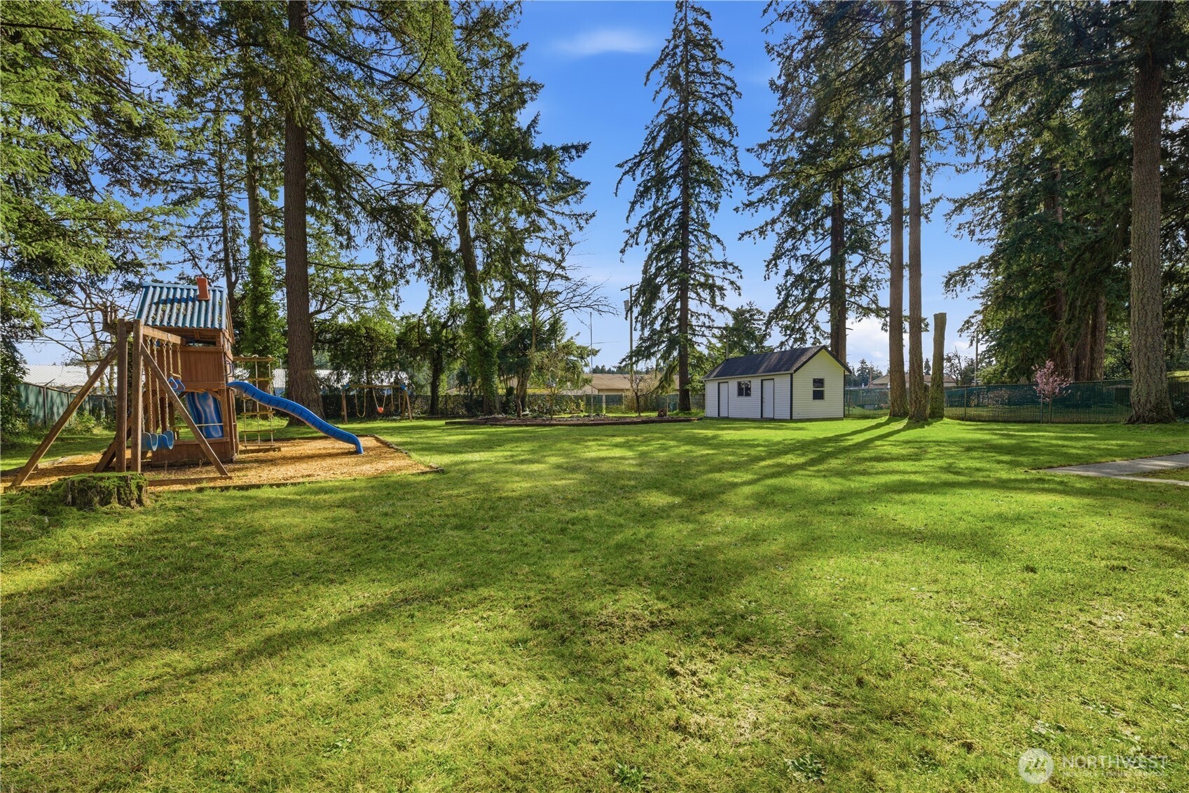 12527 Glenwood Avenue SW Lakewood WA 98499