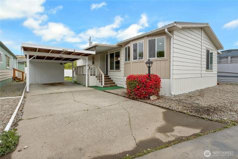 10521 60th Street Ct E Puyallup WA 98372