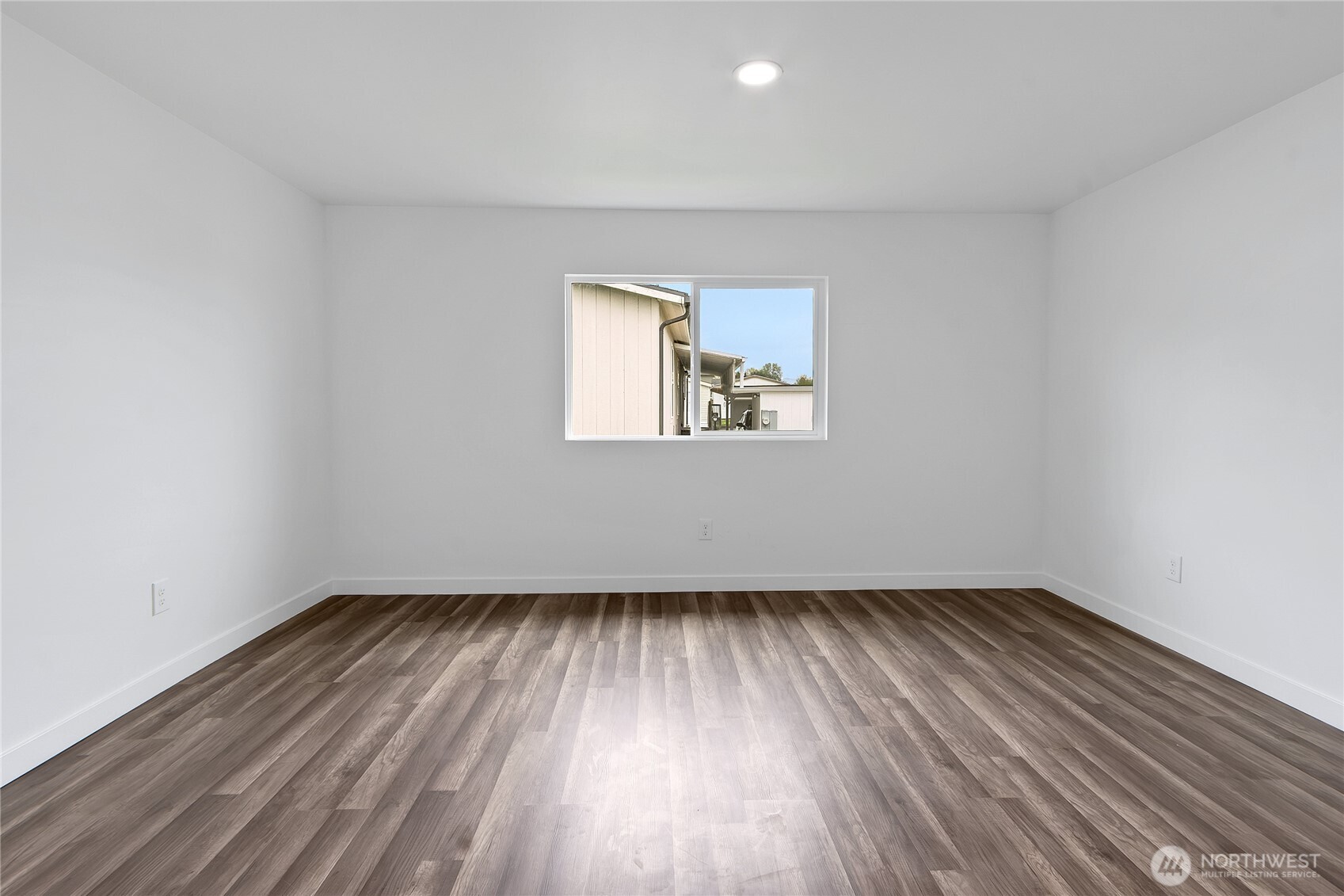 10521 60th Street Court E Puyallup WA 98372