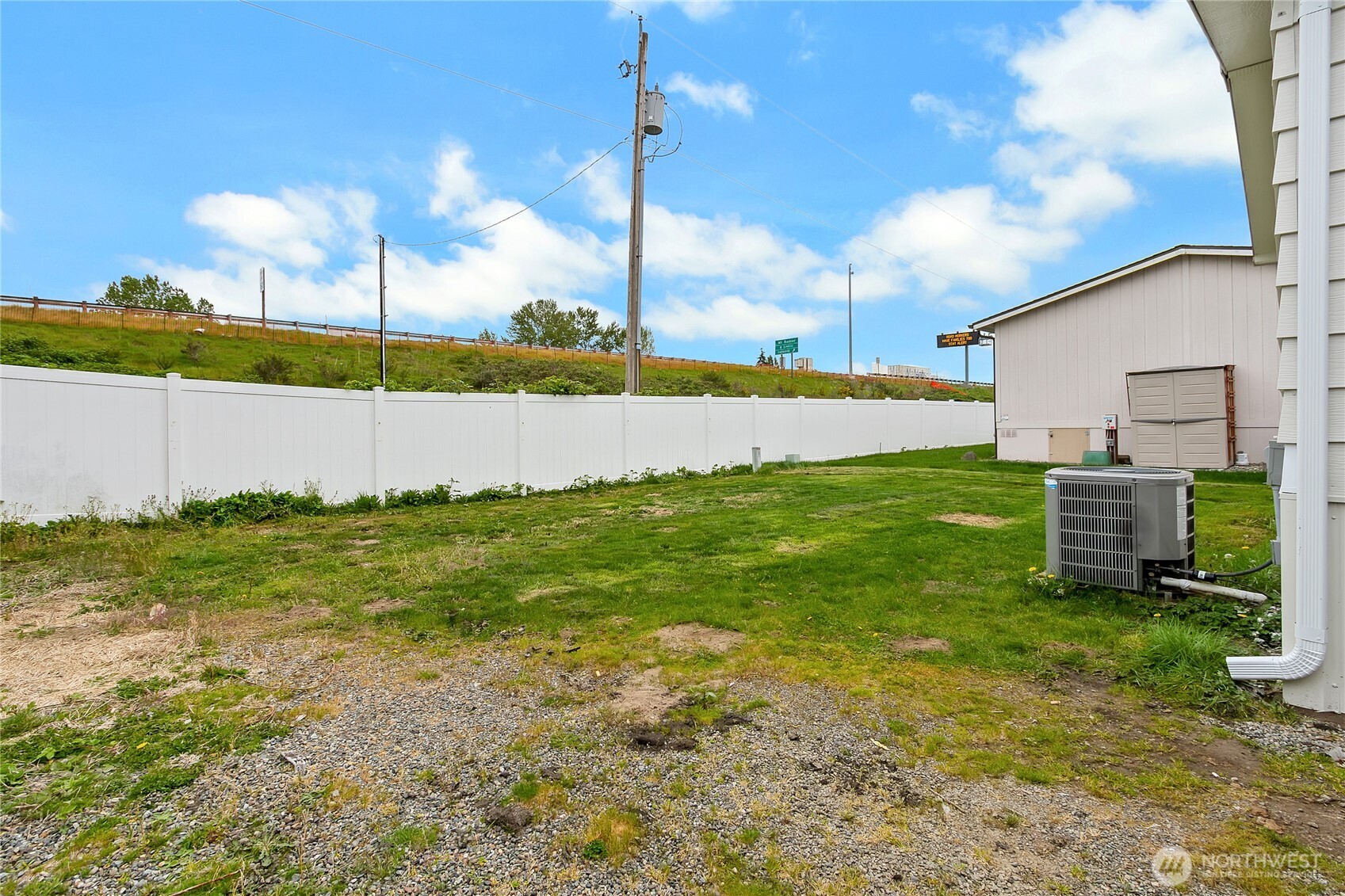 10521 60th Street Court E Puyallup WA 98372