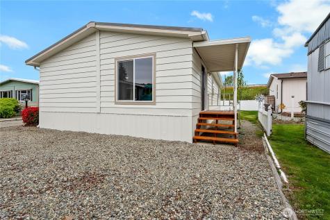 10521 60th Street Ct E Puyallup WA 98372