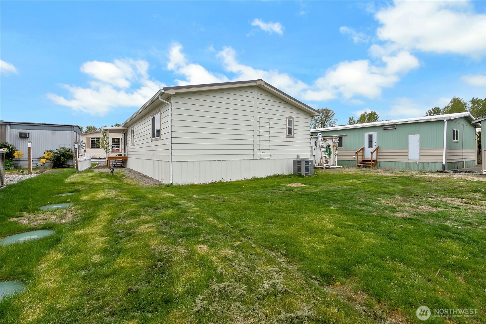 10521 60th Street Court E Puyallup WA 98372
