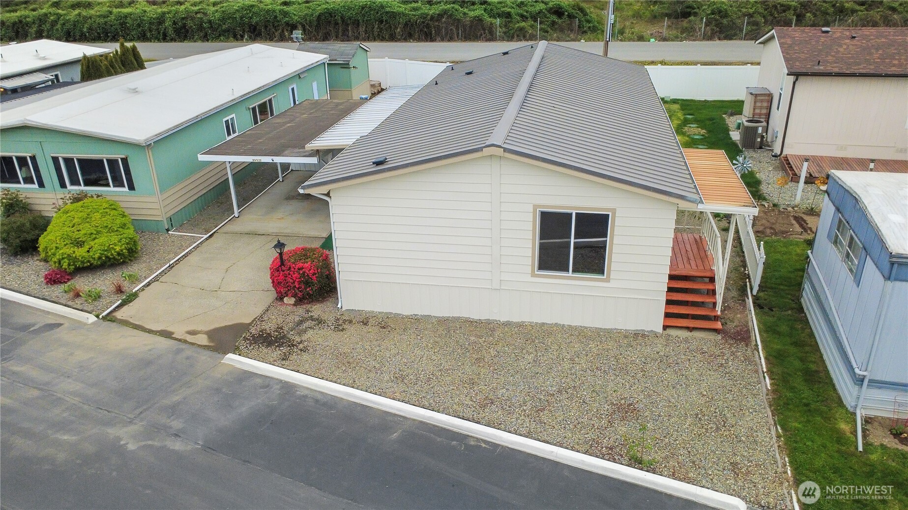 10521 60th Street Court E Puyallup WA 98372