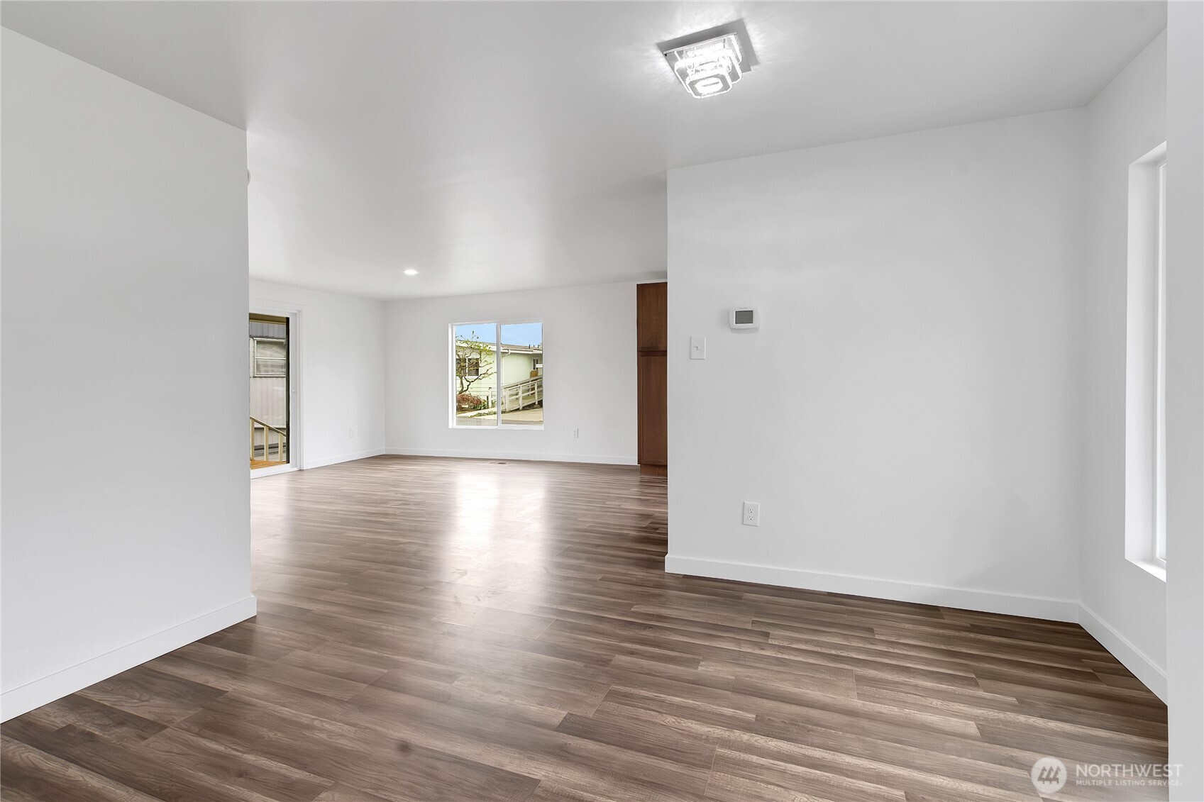 10521 60th Street Court E Puyallup WA 98372