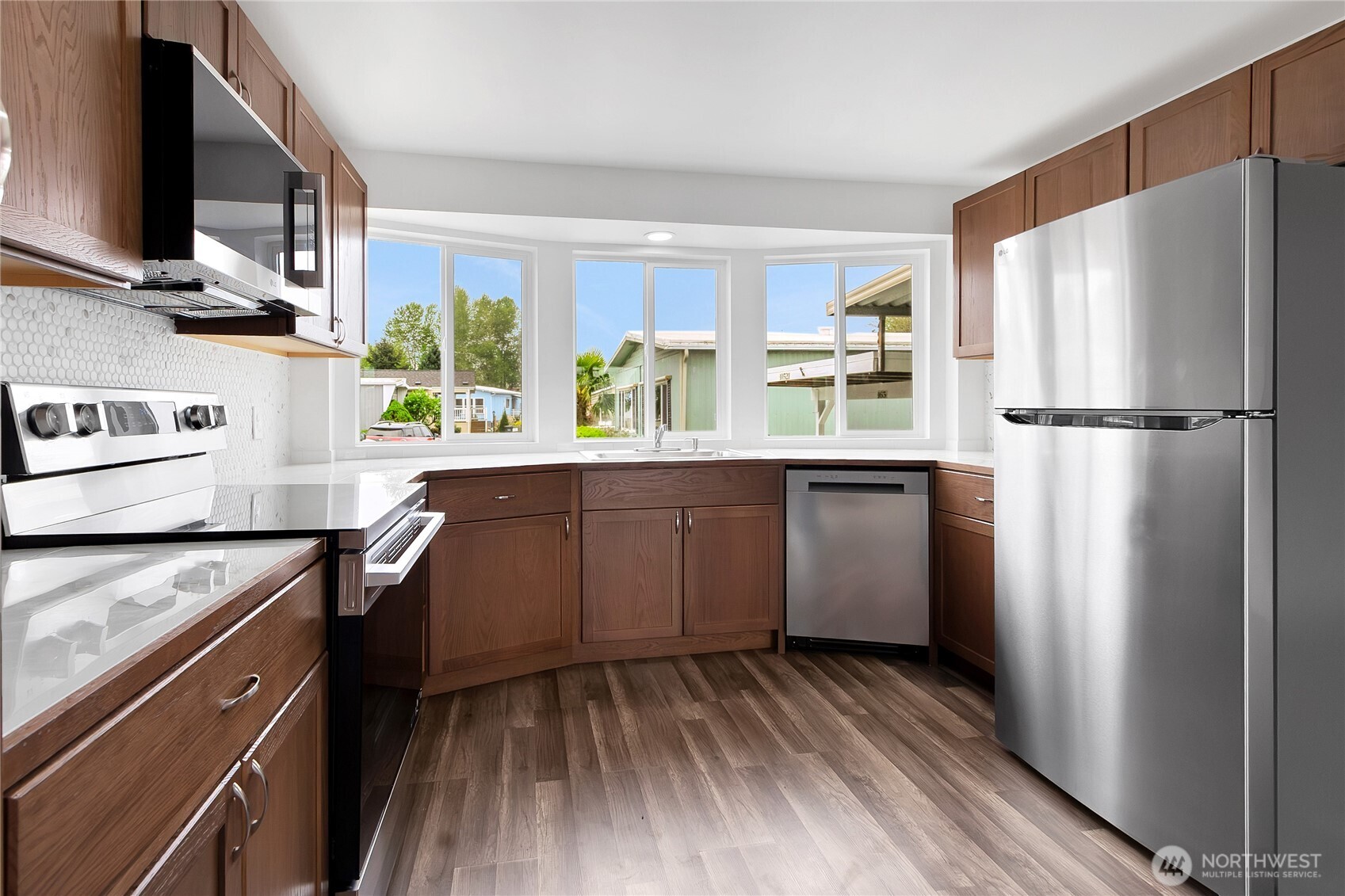 10521 60th Street Court E Puyallup WA 98372