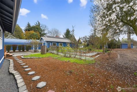 6502 48th Street E Puyallup WA 98371