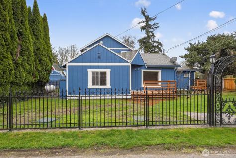 6502 48th Street E Puyallup WA 98371