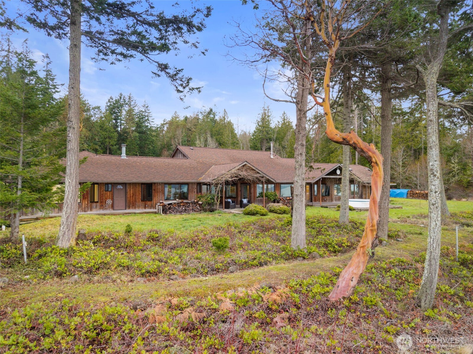 824 Schwartz Road Nordland WA 98358