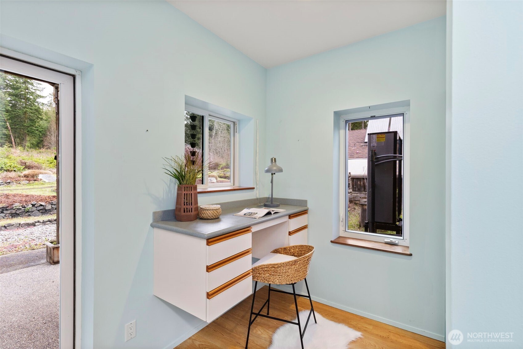 824 Schwartz Road Nordland WA 98358