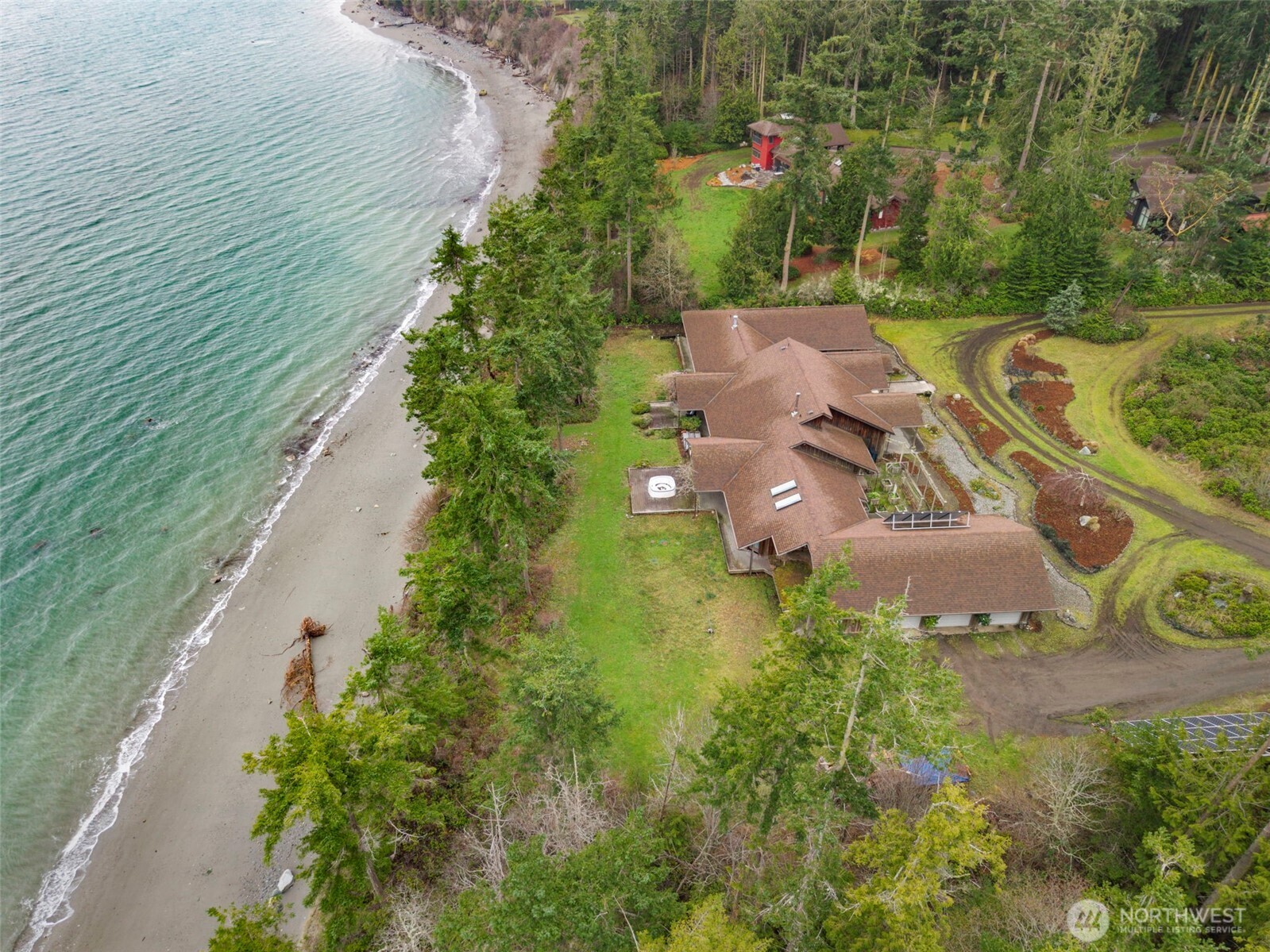 824 Schwartz Road Nordland WA 98358