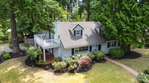 3706 84th Avenue SE Mercer Island WA 98040