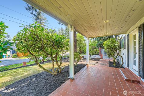 3706 84th Avenue SE Mercer Island WA 98040