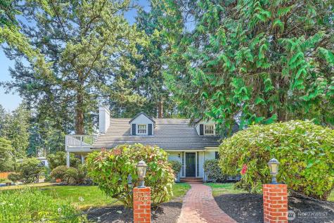 3706 84th Avenue SE Mercer Island WA 98040