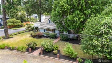 3706 84th Avenue SE Mercer Island WA 98040