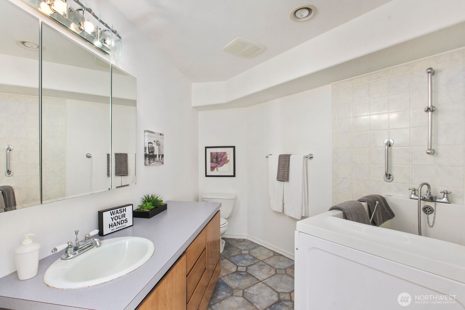 211 Basswood Drive Silverlake WA 98645
