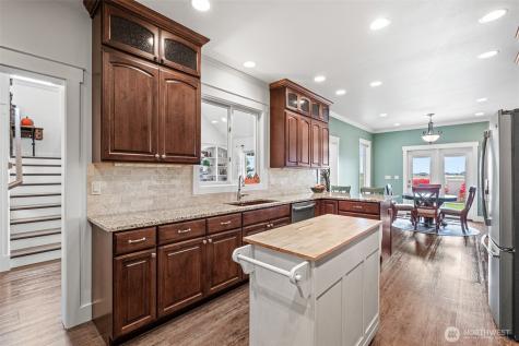 726 L Street SW Quincy WA 98848