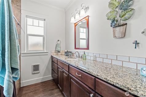 726 L Street SW Quincy WA 98848