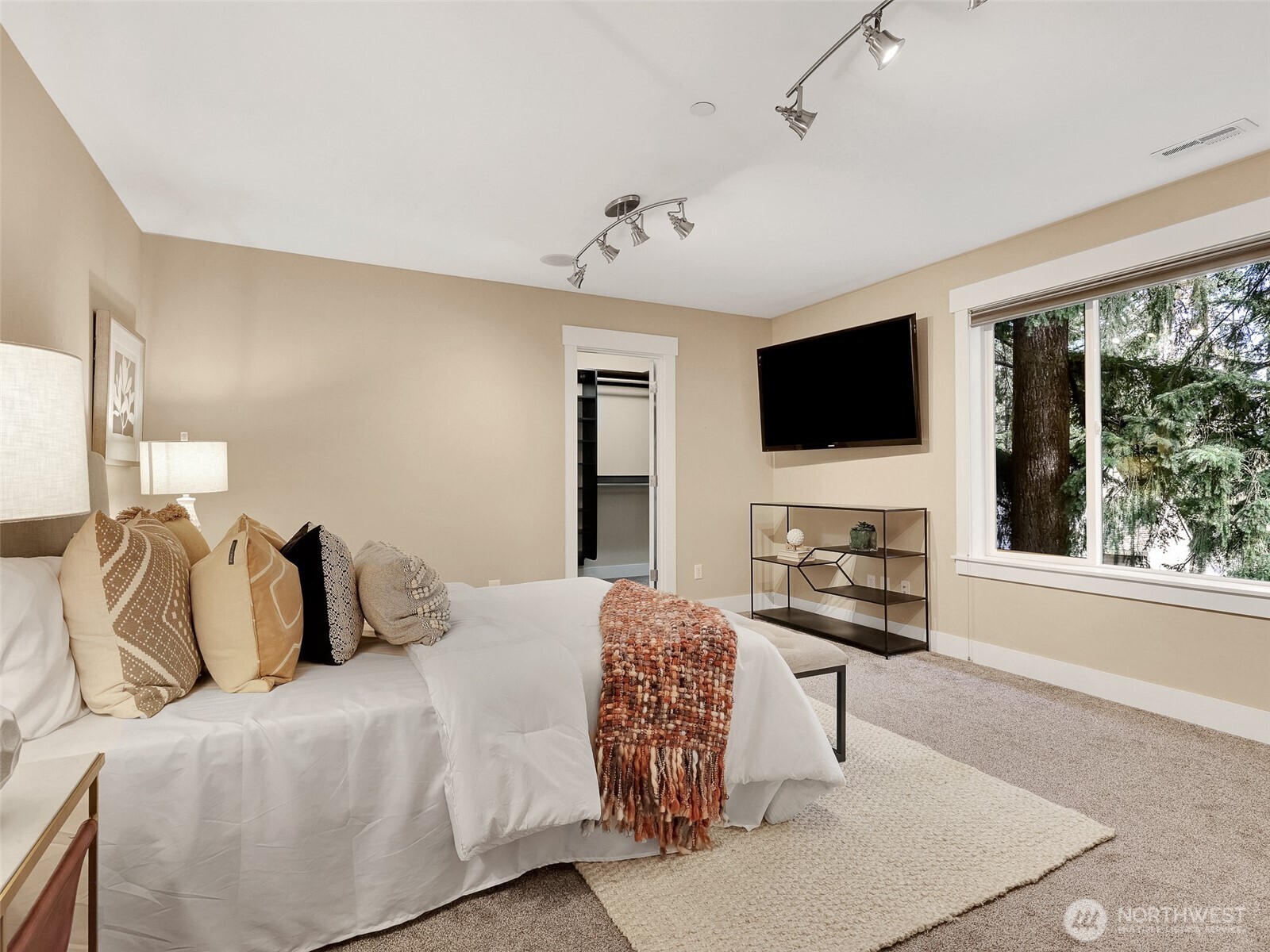 9060 177th Place NE Redmond WA 98052