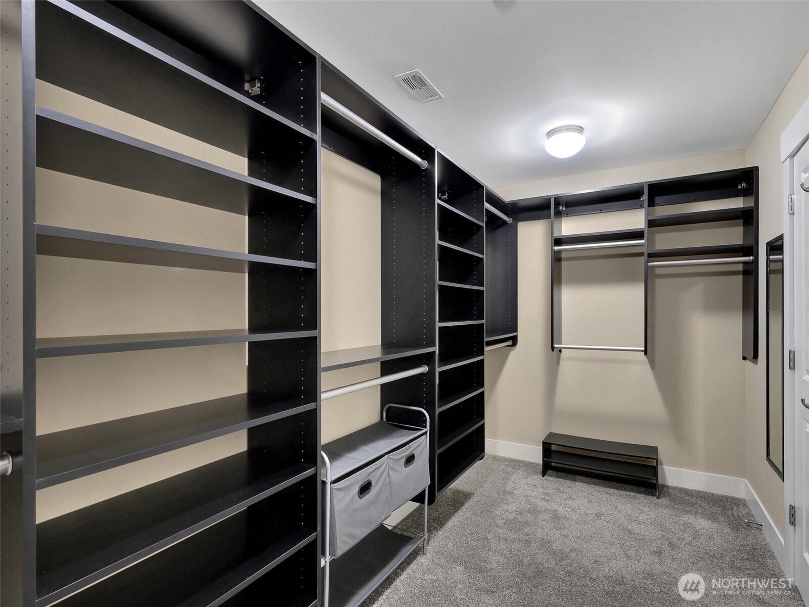 9060 177th Place NE Redmond WA 98052