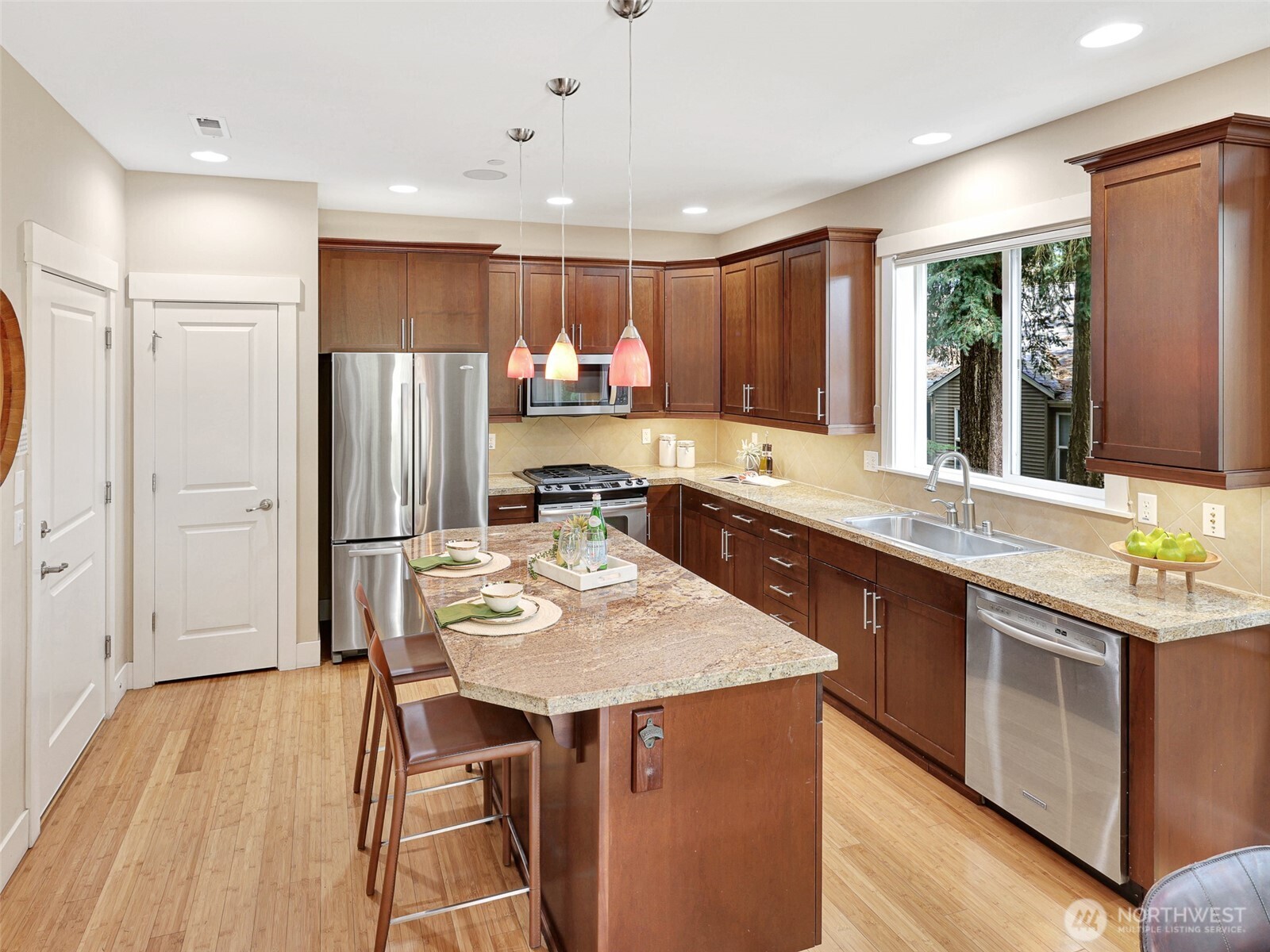 9060 177th Place NE Redmond WA 98052