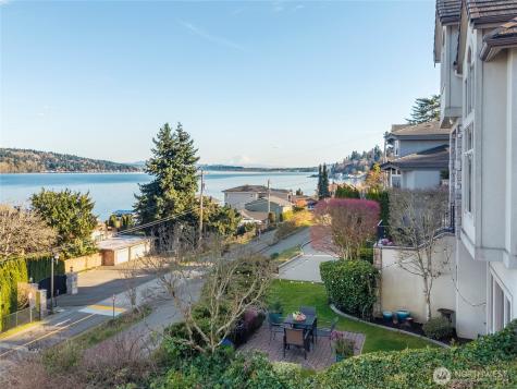 15517 Lake Shore Boulevard NE Lake Forest Park WA 98155