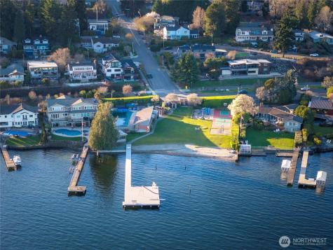 15517 Lake Shore Boulevard NE Lake Forest Park WA 98155