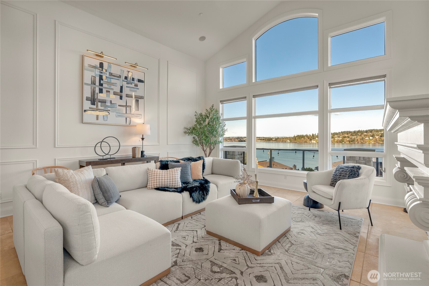15517 Lake Shore Boulevard NE Lake Forest Park WA 98155