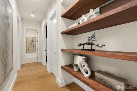 27 Tulalip Key Bellevue WA 98006