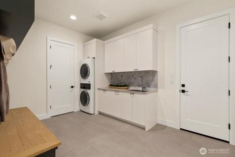 27 Tulalip Key Bellevue WA 98006