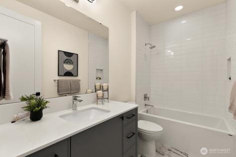 27 Tulalip Key Bellevue WA 98006