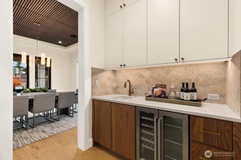 27 Tulalip Key Bellevue WA 98006