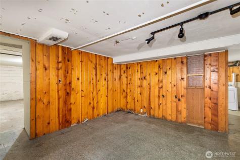 5046 35th Avenue NE Seattle WA 98105