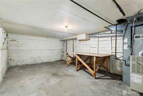 5046 35th Avenue NE Seattle WA 98105