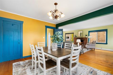 5046 35th Avenue NE Seattle WA 98105
