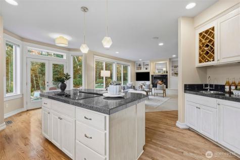 1537 SE Nylace Lane Port Orchard WA 98367