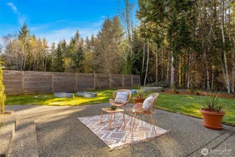 1537 SE Nylace Lane Port Orchard WA 98367