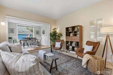 1537 SE Nylace Lane Port Orchard WA 98367
