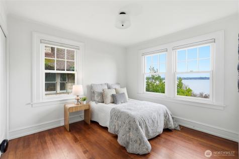 603 38th Avenue Seattle WA 98122
