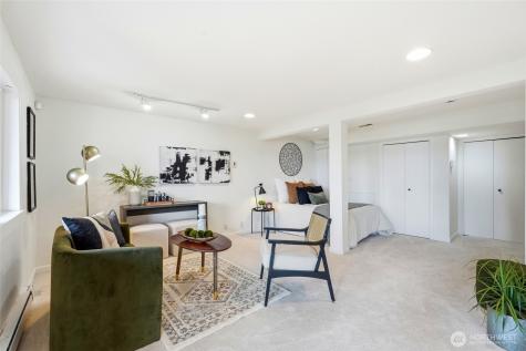 603 38th Avenue Seattle WA 98122